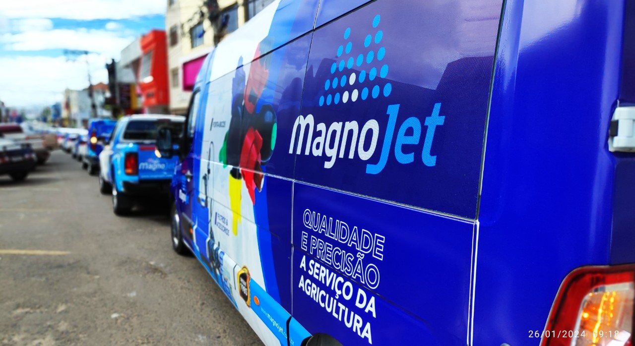 MagnoJet comemora 39 anos com carreata pelas ruas de Ibaiti