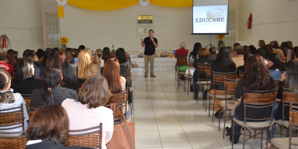 Professores da Rede Municipal de Ibaiti passam por curso de capacitação para retorno às aulas