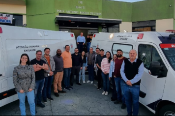 CHEGADA DE DUAS AMBULÂNCIAS ZERO KM