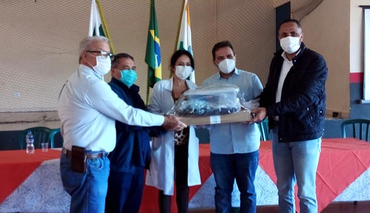 Após pedido do prefeito Dr. Antonely e com ajuda do deputado Do Carmo, Colégio Cívico Militar de Ibaiti recebe kit robótica