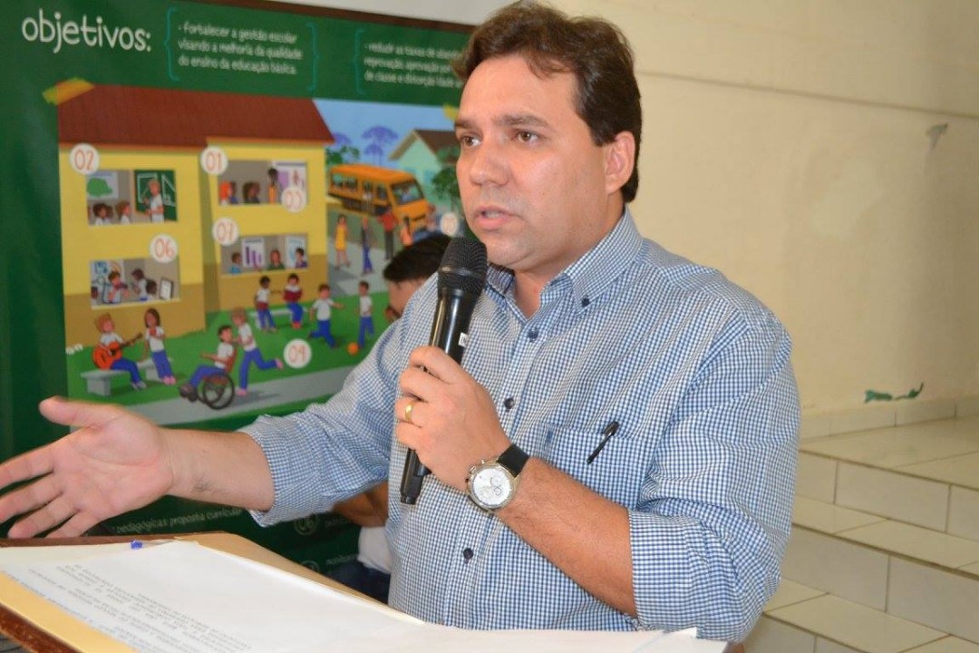 Prefeito Dr. Antonely autoriza antecipação do pagamento da primeira parcela do 13º salário do funcionalismo municipal para esta sexta-feira dia 13 de julho